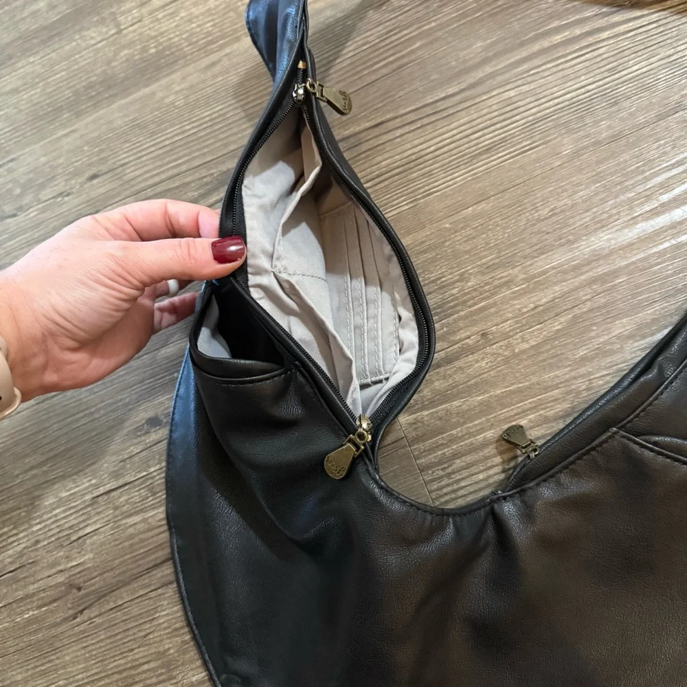 SASH Bag Black Crossbody Faux Leather Bag with Adjustable Strap - Picture 7 of 10